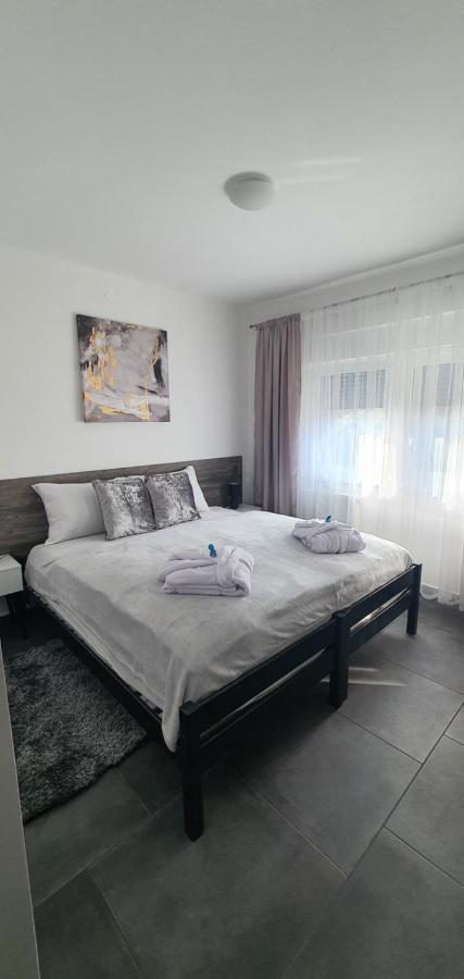 Ferienwohnung Blue Diamond **** Varaždin Exterior foto